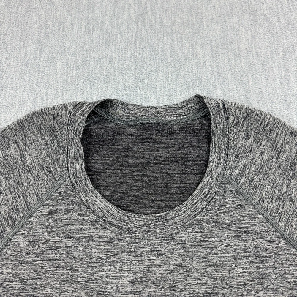 Lululemon Shirt Womens 6 Gray‎ Heather Swiftly Tech Yoga Gym Short Sleeve Active